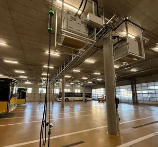 Depothalle Steffen Bus mit Ladeinfrastruktur von eLoaded